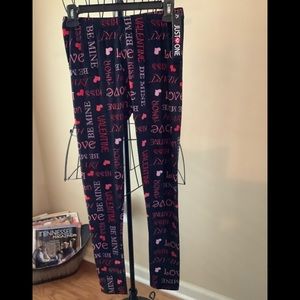 Just-One Youth Heart/ Love legging Sz L